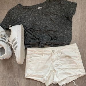 American Eagle White Low Rise Shorts